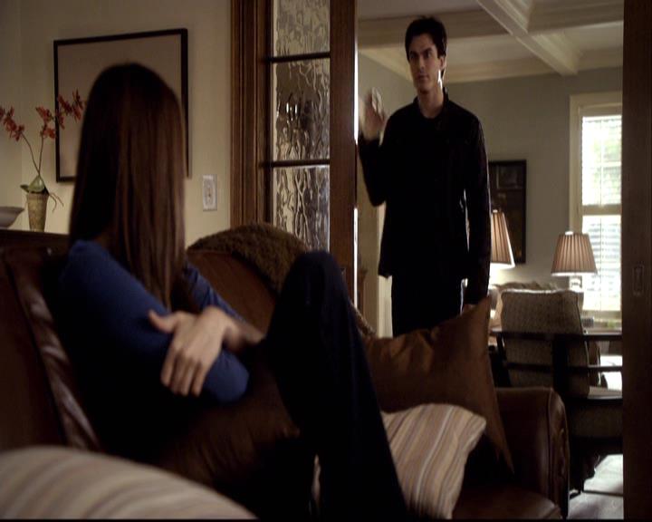 VampireDiariesWorld-dot-org_2x11ByTheLightOfTheMoon0347.jpg