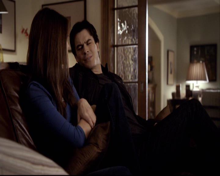 VampireDiariesWorld-dot-org_2x11ByTheLightOfTheMoon0354.jpg