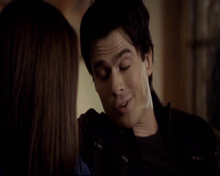VampireDiariesWorld-dot-org_2x11ByTheLightOfTheMoon0359.jpg