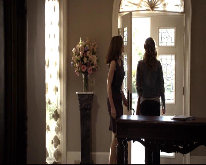 VampireDiariesWorld-dot-org_2x11ByTheLightOfTheMoon0451.jpg
