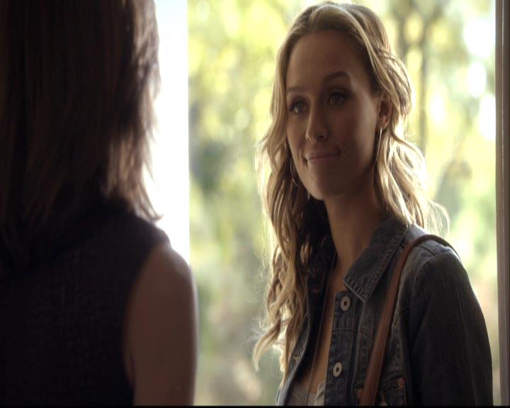 VampireDiariesWorld-dot-org_2x11ByTheLightOfTheMoon0462.jpg