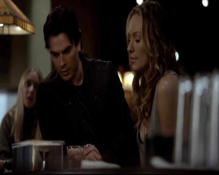 VampireDiariesWorld-dot-org_2x11ByTheLightOfTheMoon0753.jpg