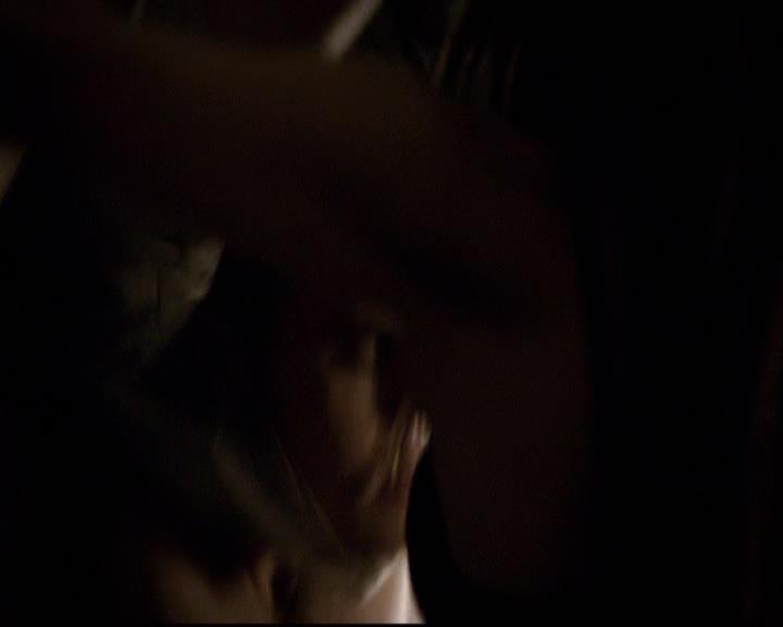 VampireDiariesWorld-dot-org_2x11ByTheLightOfTheMoon0836.jpg