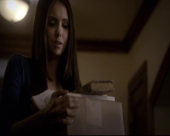 VampireDiariesWorld-dot-org_2x11ByTheLightOfTheMoon0867.jpg