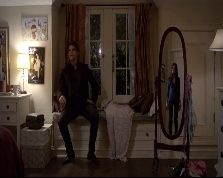 VampireDiariesWorld-dot-org_2x11ByTheLightOfTheMoon1112.jpg