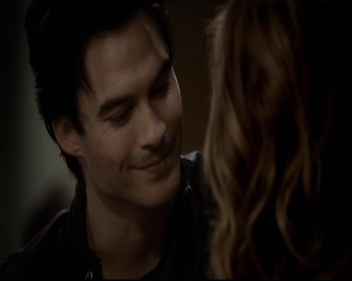 VampireDiariesWorld-dot-org_2x11ByTheLightOfTheMoon1418.jpg