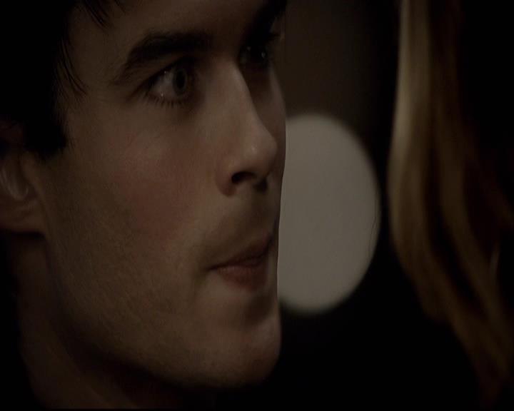 VampireDiariesWorld-dot-org_2x11ByTheLightOfTheMoon1430.jpg