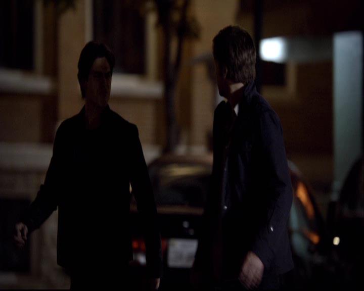 VampireDiariesWorld-dot-org_2x11ByTheLightOfTheMoon1505.jpg