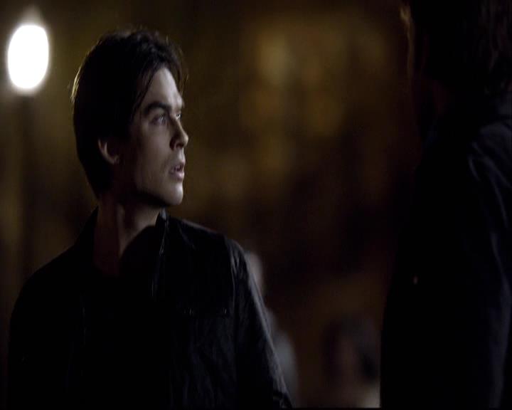 VampireDiariesWorld-dot-org_2x11ByTheLightOfTheMoon1509.jpg