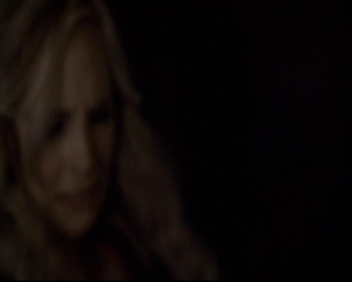 VampireDiariesWorld-dot-org_2x11ByTheLightOfTheMoon1569.jpg