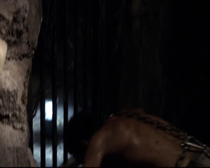 VampireDiariesWorld-dot-org_2x11ByTheLightOfTheMoon1582.jpg