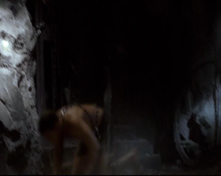 VampireDiariesWorld-dot-org_2x11ByTheLightOfTheMoon1587.jpg