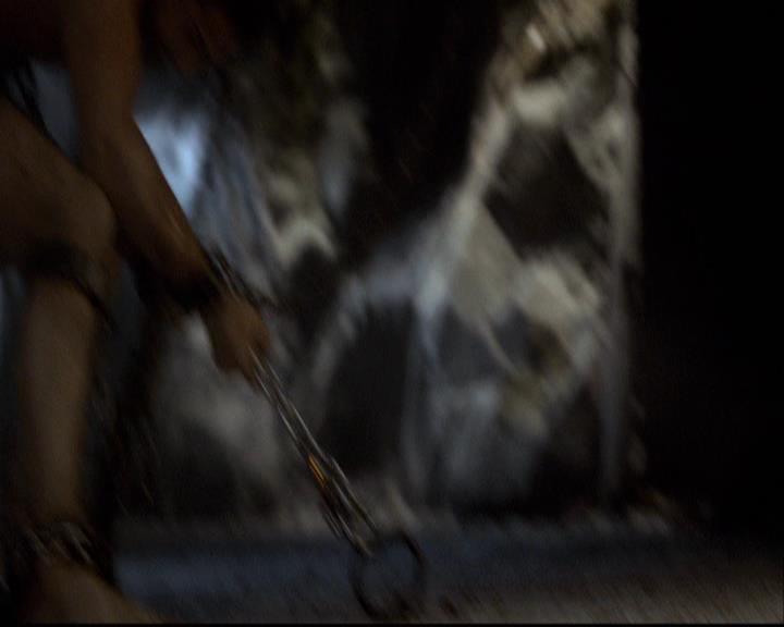 VampireDiariesWorld-dot-org_2x11ByTheLightOfTheMoon1589.jpg
