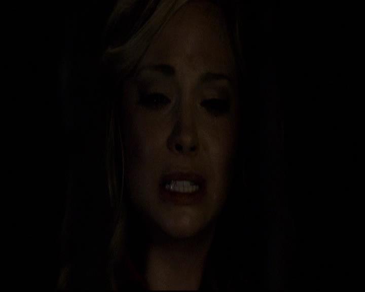 VampireDiariesWorld-dot-org_2x11ByTheLightOfTheMoon1601.jpg