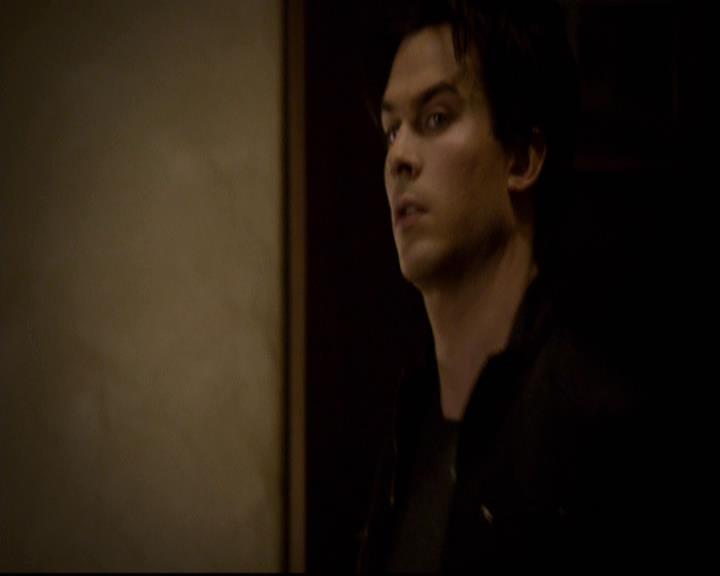 VampireDiariesWorld-dot-org_2x11ByTheLightOfTheMoon1691.jpg