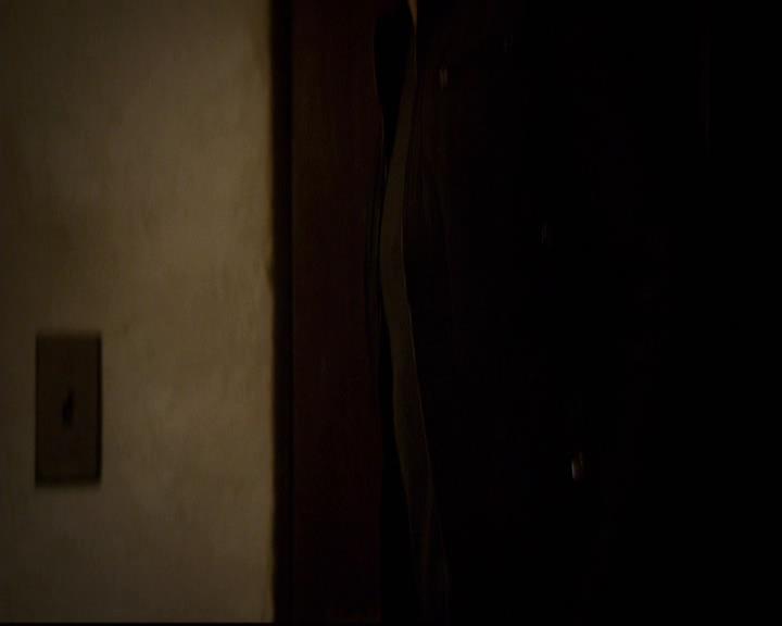 VampireDiariesWorld-dot-org_2x11ByTheLightOfTheMoon1692.jpg