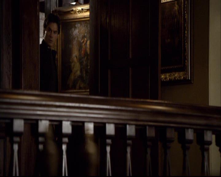 VampireDiariesWorld-dot-org_2x11ByTheLightOfTheMoon1704.jpg