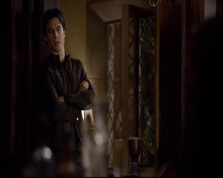 VampireDiariesWorld-dot-org_2x11ByTheLightOfTheMoon1716.jpg