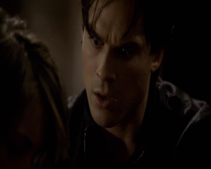 VampireDiariesWorld-dot-org_2x11ByTheLightOfTheMoon1773.jpg