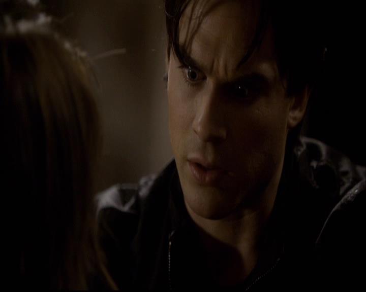 VampireDiariesWorld-dot-org_2x11ByTheLightOfTheMoon1775.jpg