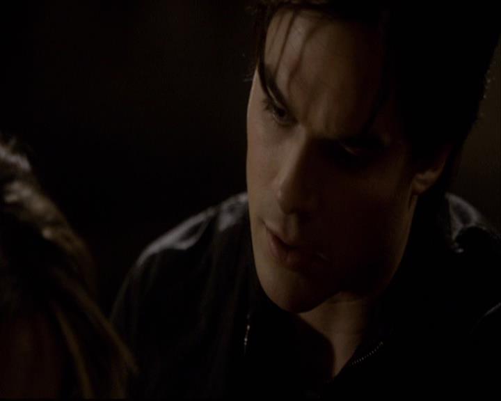 VampireDiariesWorld-dot-org_2x11ByTheLightOfTheMoon1778.jpg