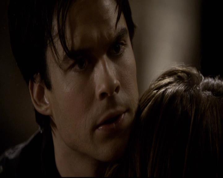 VampireDiariesWorld-dot-org_2x11ByTheLightOfTheMoon1786.jpg
