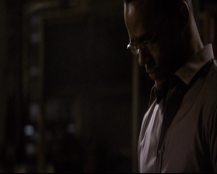 VampireDiariesWorld-dot-org_2x11ByTheLightOfTheMoon1822.jpg