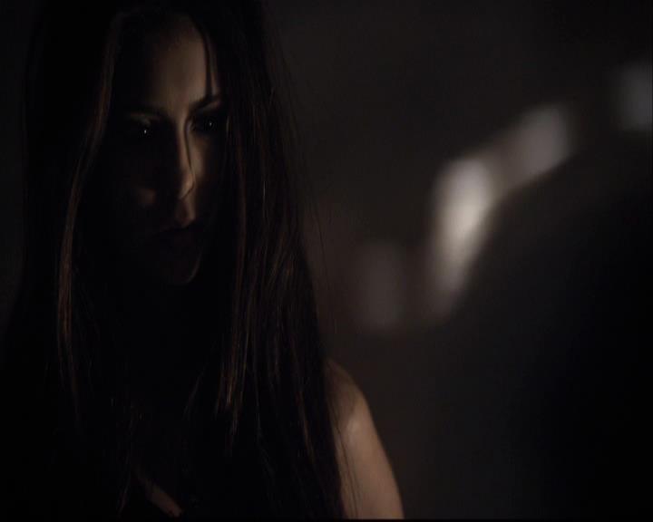 VampireDiariesWorld-dot-org_2x11ByTheLightOfTheMoon1874.jpg