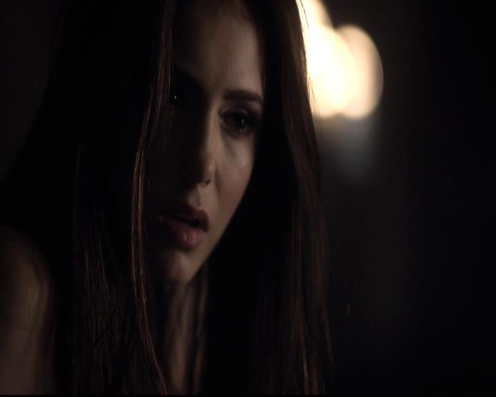 VampireDiariesWorld-dot-org_2x11ByTheLightOfTheMoon1895.jpg