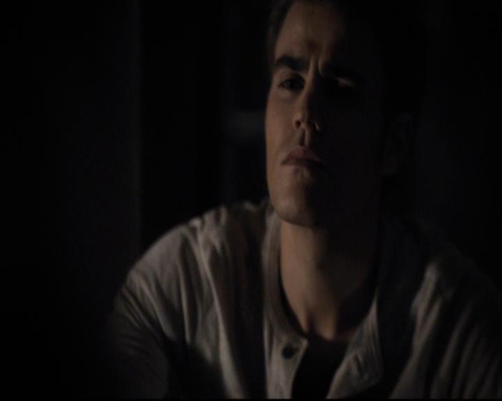 VampireDiariesWorld-dot-org_2x11ByTheLightOfTheMoon1905.jpg