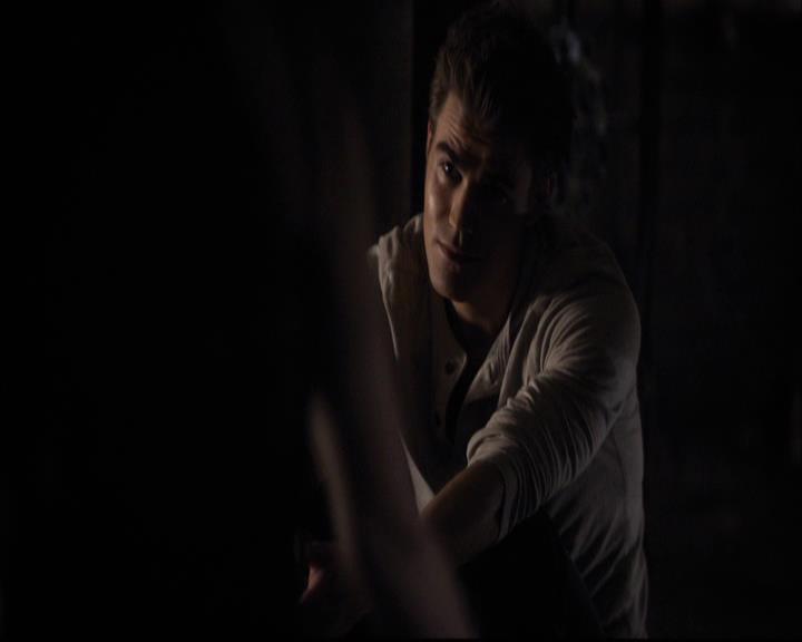 VampireDiariesWorld-dot-org_2x11ByTheLightOfTheMoon1912.jpg