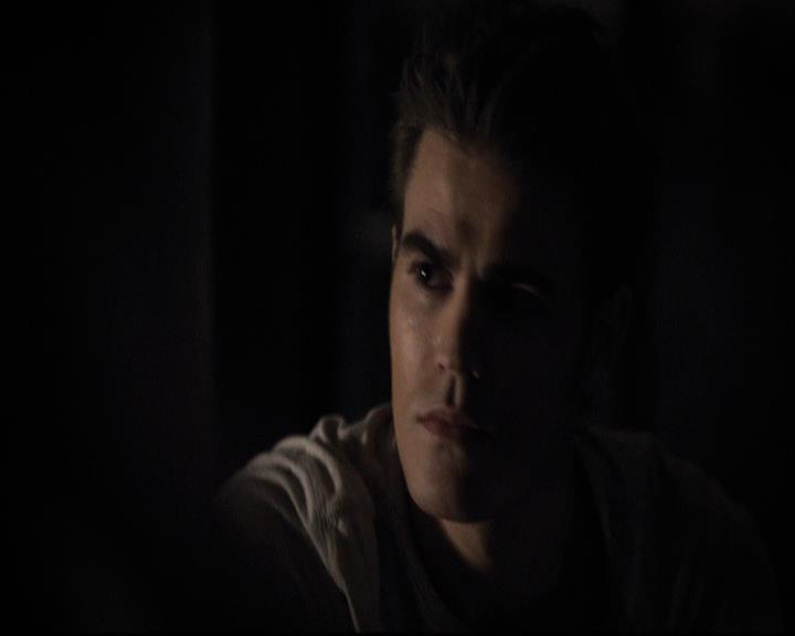 VampireDiariesWorld-dot-org_2x11ByTheLightOfTheMoon1931.jpg