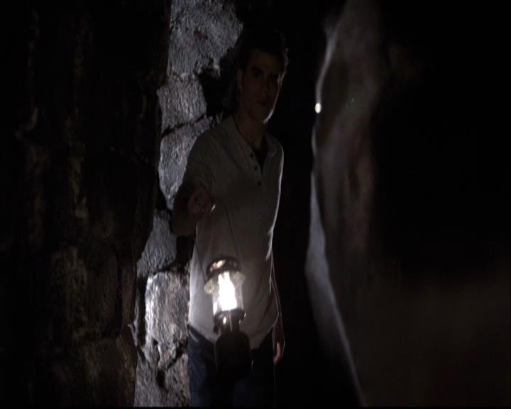 VampireDiariesWorld-dot-org_2x11ByTheLightOfTheMoon1935.jpg