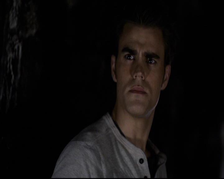 VampireDiariesWorld-dot-org_2x11ByTheLightOfTheMoon1966.jpg