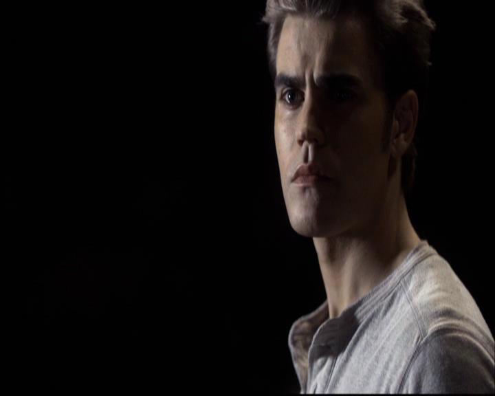 VampireDiariesWorld-dot-org_2x11ByTheLightOfTheMoon2012.jpg