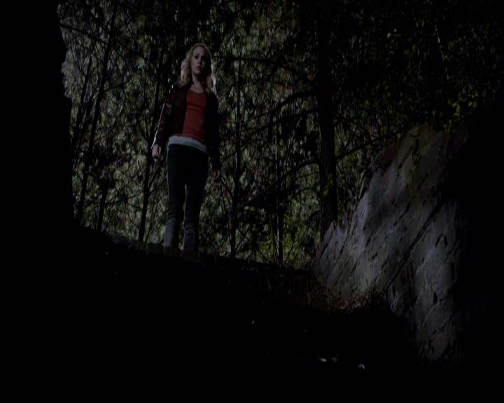 VampireDiariesWorld-dot-org_2x11ByTheLightOfTheMoon2053.jpg