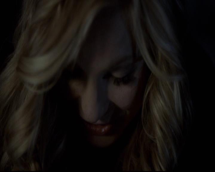 VampireDiariesWorld-dot-org_2x11ByTheLightOfTheMoon2097.jpg