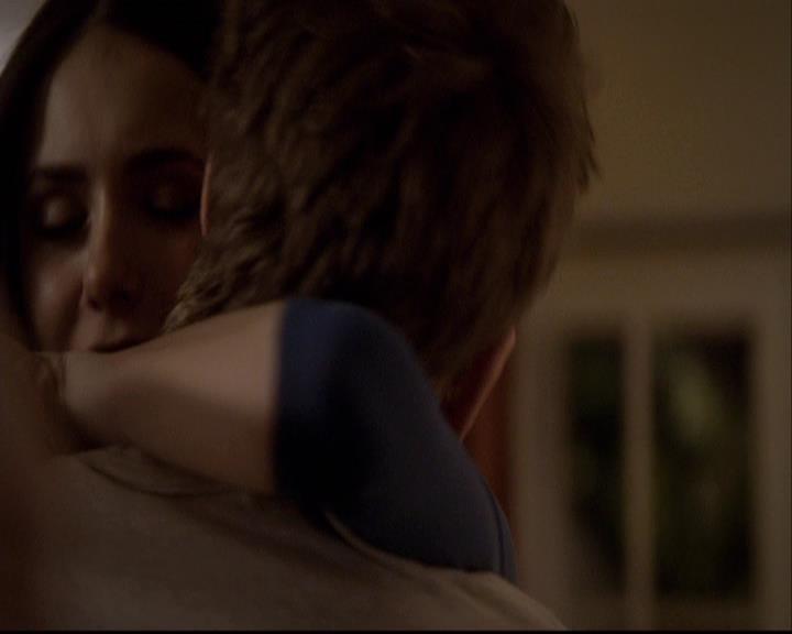 VampireDiariesWorld-dot-org_2x11ByTheLightOfTheMoon2127.jpg