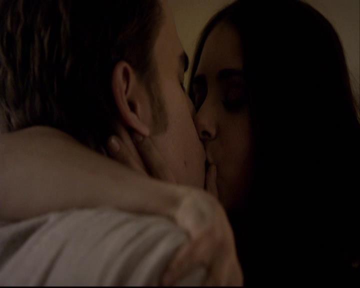 VampireDiariesWorld-dot-org_2x11ByTheLightOfTheMoon2140.jpg