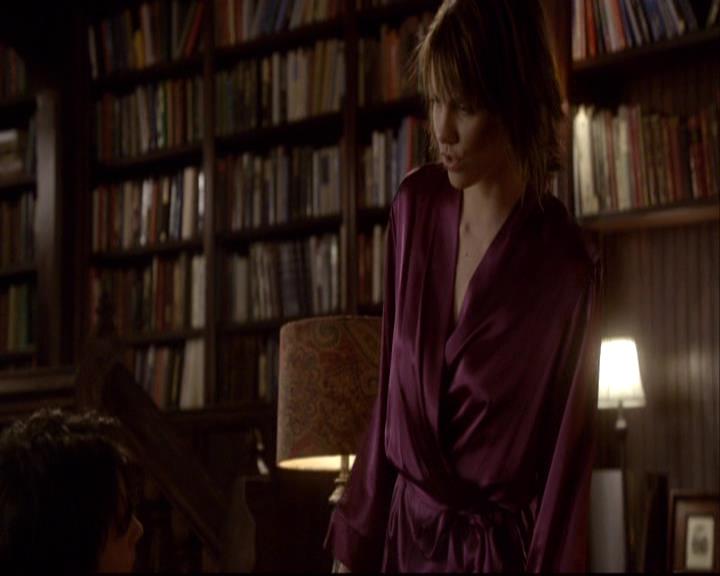 VampireDiariesWorld-dot-org_2x11ByTheLightOfTheMoon2163.jpg