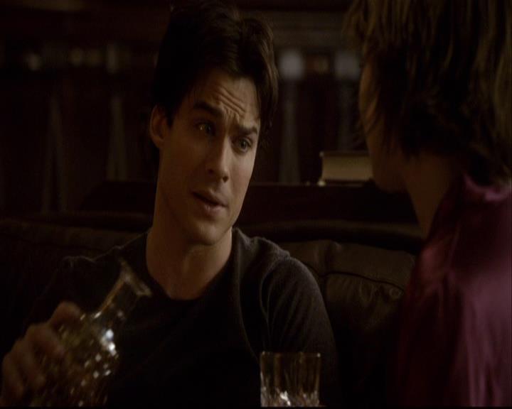 VampireDiariesWorld-dot-org_2x11ByTheLightOfTheMoon2172.jpg