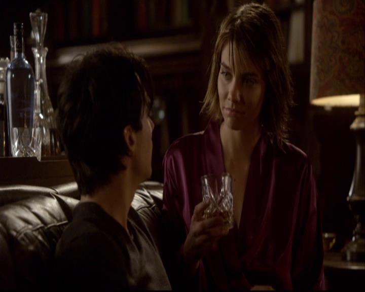 VampireDiariesWorld-dot-org_2x11ByTheLightOfTheMoon2175.jpg