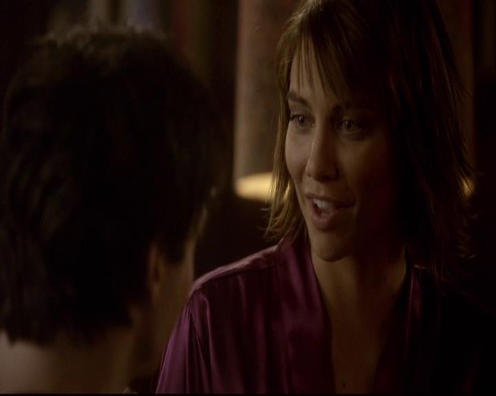 VampireDiariesWorld-dot-org_2x11ByTheLightOfTheMoon2194.jpg