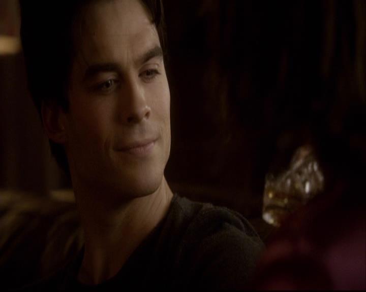 VampireDiariesWorld-dot-org_2x11ByTheLightOfTheMoon2213.jpg