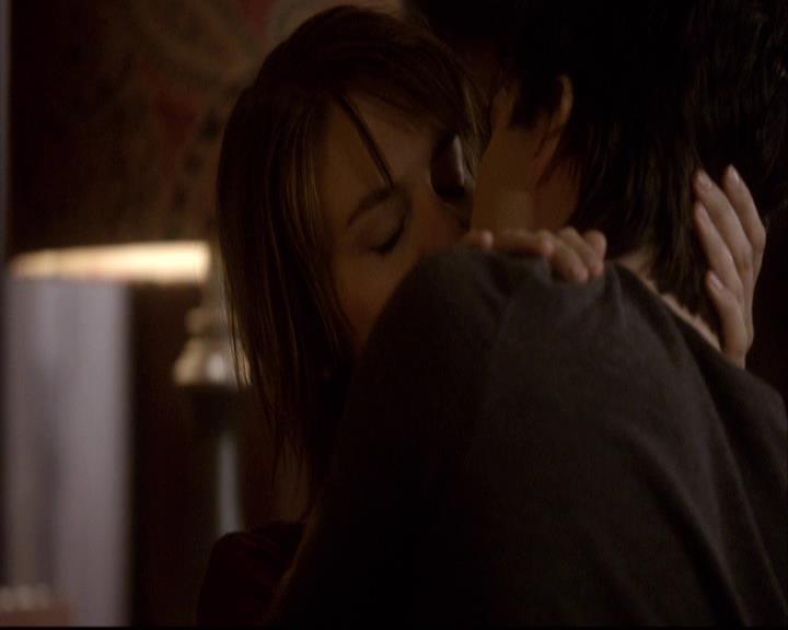 VampireDiariesWorld-dot-org_2x11ByTheLightOfTheMoon2227.jpg