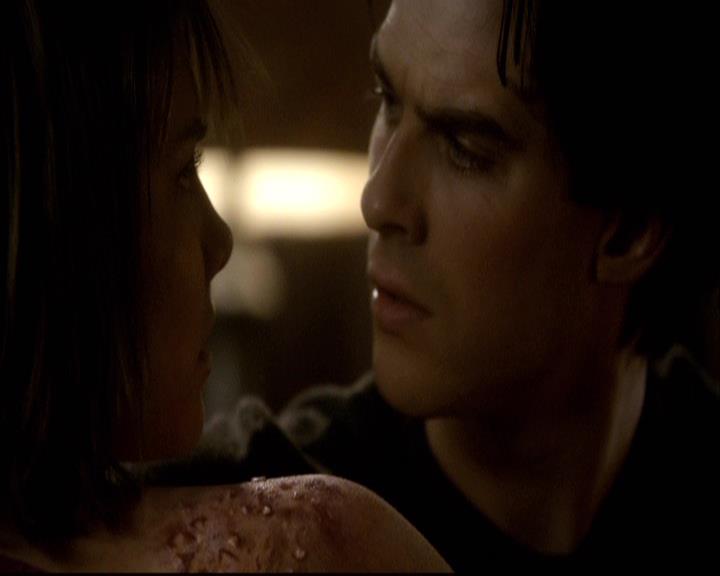 VampireDiariesWorld-dot-org_2x11ByTheLightOfTheMoon2258.jpg