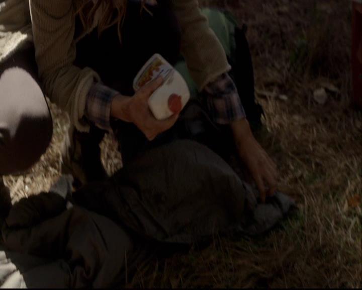 VampireDiariesWorld-dot-org_2x12TheDecent0030.jpg