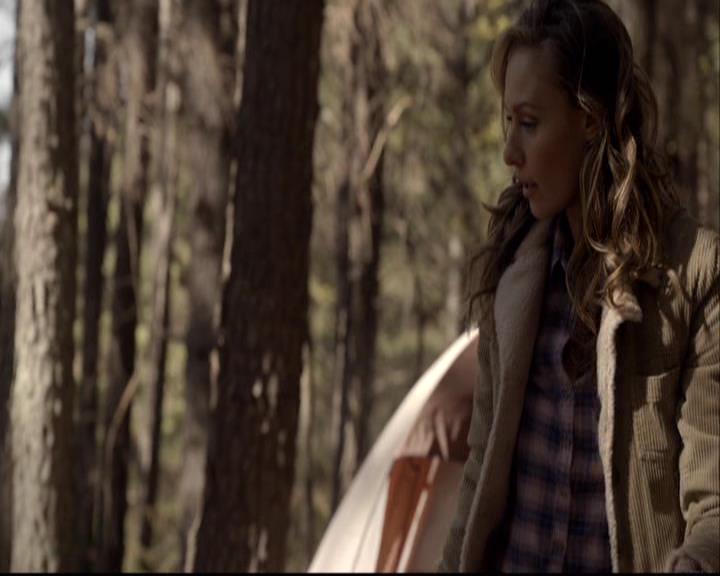 VampireDiariesWorld-dot-org_2x12TheDecent0037.jpg