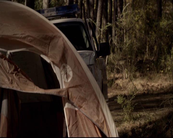 VampireDiariesWorld-dot-org_2x12TheDecent0054.jpg