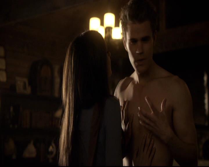 VampireDiariesWorld-dot-org_2x12TheDecent0140.jpg
